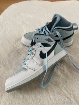 Air Jordan vel 32 - 3