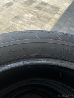 275/50 R20 - 3