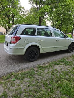 Opel astra H - 3