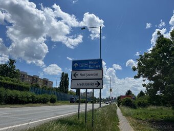 NA PREDAJ ALEBO PRENÁJOM VIACÚĆELOVÝ POZEMOK, V.OPÁTSKE - 3