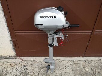 lodny zavesný motor Honda 2,3 HP štvortakt r.v.2023 - 3