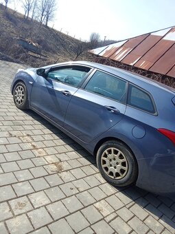 Predam,vymenim hyundai i30 combi - 3