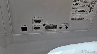 24 palcový LCD monitor Samsung - zachovalý - 3