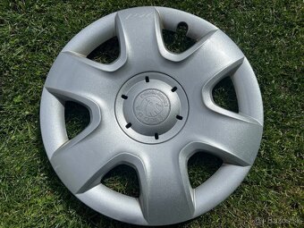 Puklica r15 Skoda - 3