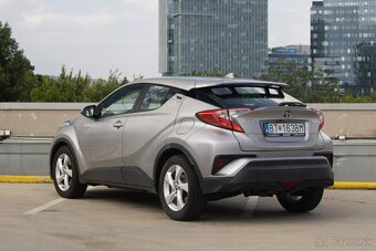 Toyota C-HR 1.8 Hybrid Executive E-CVT FWD - 3