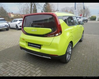 Kia e-Soul 11/2021 150kw 64kwh Spirit - 3