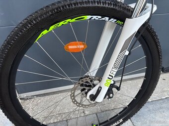 B twin rockrider st 520 27,5” - 3