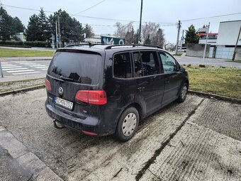 Vw Touran DSG 1,6tdi,7 miestne - 3