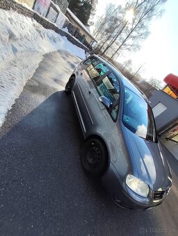 VW Touran 2,0TDI - 3