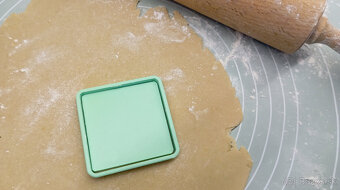 Vlastné logo ako vykrajovačka - 3