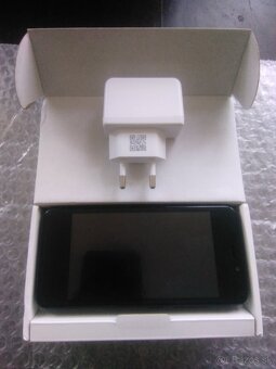 Mini Android telefon Cubot 4palcový - Nový - 3