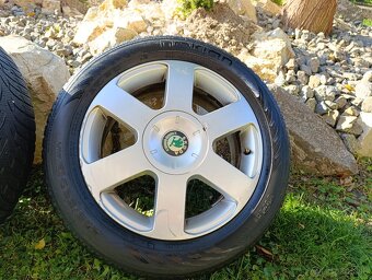 Elektróny Škoda, disky 5x112 r16 + zimné gumy 205/55 - 3