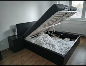 Manželská posteľ so stolíkmi - 3