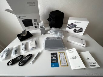 Dron DJI Mini 3 PRO (DJI RC) + Fly More KIT - 3