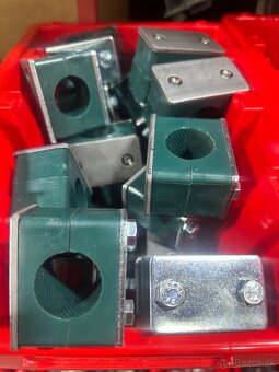 V ponuke hydraulické komponenti - 3