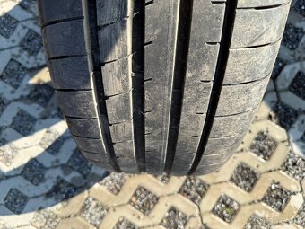 Predám pneu good year 255/55 r18 1ks - 3