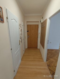 Prenájom 2 izbový byt 54 m2, Hlohová ulica obec Hlohovec - 3