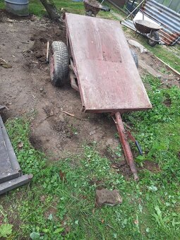 Vyklapacia vlečka za traktor - 3