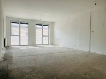 Prenájom kancelárskych/obchodných priestorov v novostavbe Th - 3