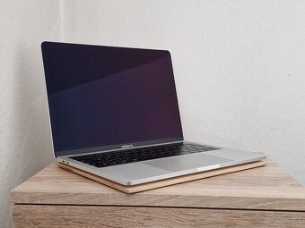 Apple MacBook Pro 13" SK 2019 TouchBar + Magic Mouse - 3