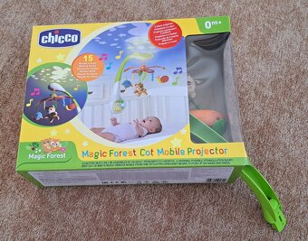 Kolotoč nad postieľku - 3