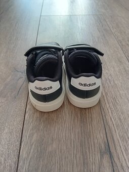 Chlapčenské adidas botasky - 3