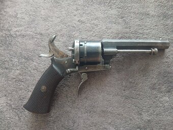 Revolver Lefaucheux - 3