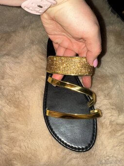 black/gold crystals damske nove slapky-sandalky - 3