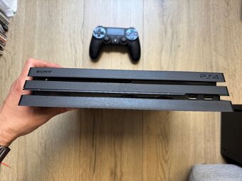 Ps4 pro - 3