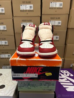 Jordan 1 Retro High OG Chicago Lost and Found - 3