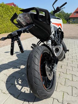 KTM Duke 390 2022 TOP - 3