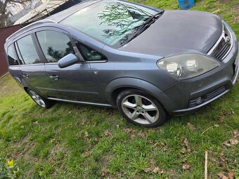 Opel Zafira - 3