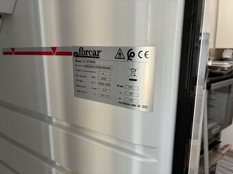 Gastro mrazak 600l top stav - 3