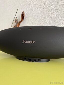 Bowers & Wilkins Zeppelin - 3