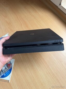Playstation 4 slim 1000gb + 3 hry - 3