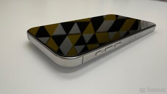 iPhone 16 Pro Max 256 GB White - 3