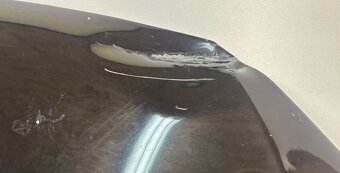 VW Passat B7 2010- kapota - 3