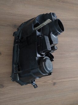 Volkswagen Polo 9N predné svetlo - 3