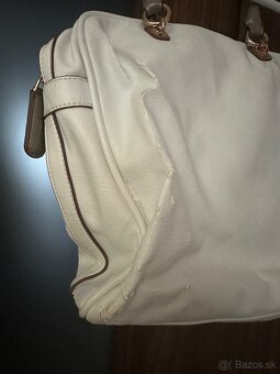 Guess kabelka biela - 3