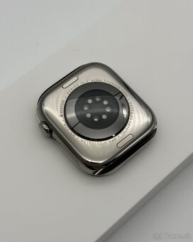 Apple Watch 11 46mm Natural Titanium (Cellular) - 3