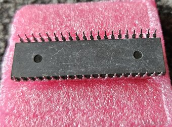 Commodore MOS 6510 CBM: procesor CPU pre všetky varianty C64 - 3