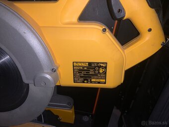 Pokosová píla DeWalt - 3