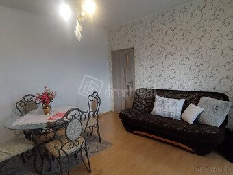 ZNÍŽENÁ CENA Zaujímavý rodinný dom v TOP lokalit… - 3