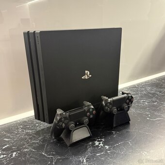 PS4 PRO 1TB - 3