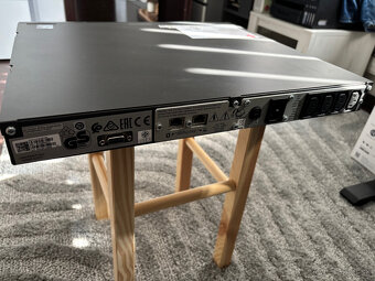 Predam APC Smart-UPS SC 450VA rack prevedenie - 3