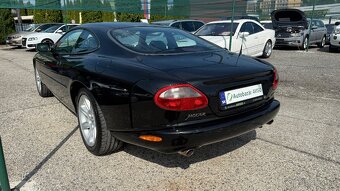 Jaguar XK XK8 4.0 Coupé - 3