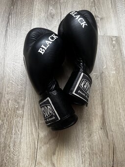 Boxerské rukavice Venum + chrániče - 3