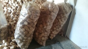 Predám brikety- letná cena - 3