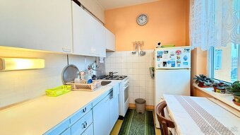 JAZERO - LADOŽSKÁ 2 IZBOVÝ BYT 49 M2, VÝBORNÝ STAV. - 3