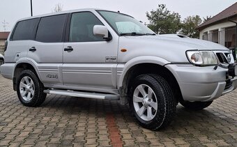 NISSAN TERRANO II 3.0.TD 113kW - 3